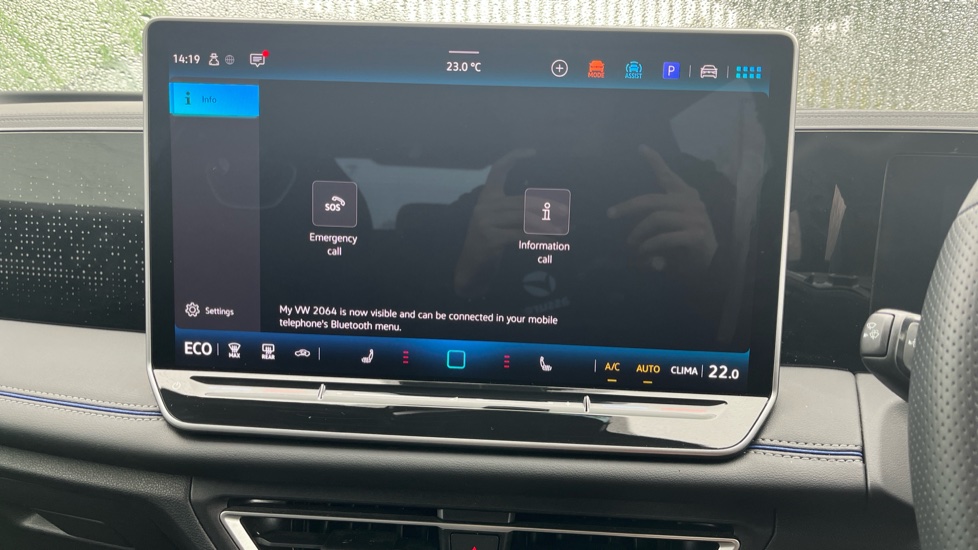 Volkswagen Tiguan 1.5 TSI 272 eHybrid R-Line 5dr DSG Estate - Image 41