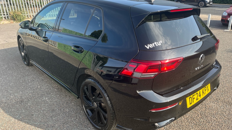 Volkswagen Golf 1.5 eTSI 150 Black Edition 5dr DSG Petrol Hatchback - Image 28