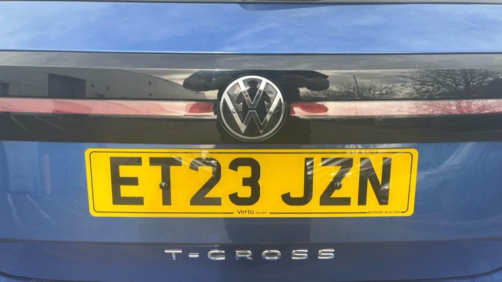 Volkswagen T-Cross 1.0 TSI 110 SEL 5dr DSG Petrol Estate - Image 28