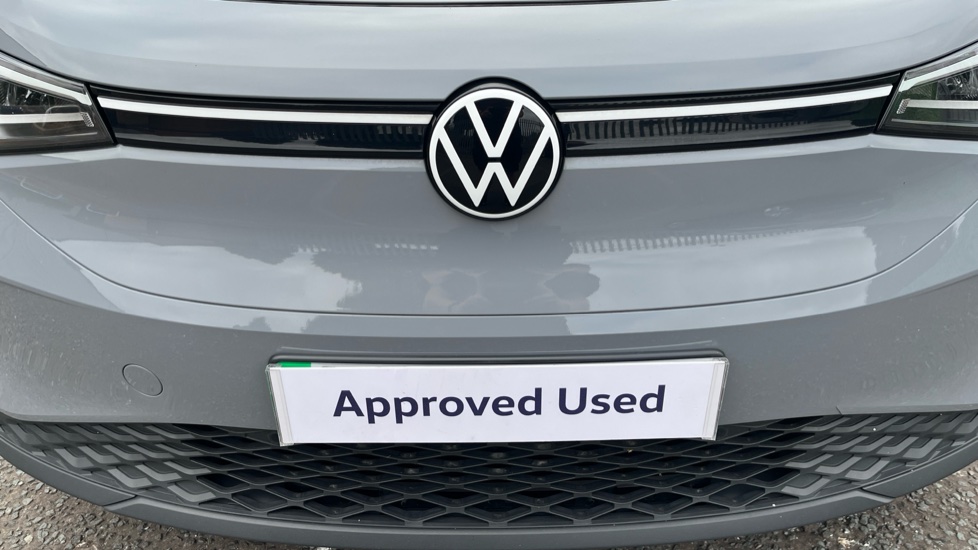 Volkswagen ID.4 109kW Life Pure 52kWh 5dr Auto [110kW Ch] Electric Estate - Image 22