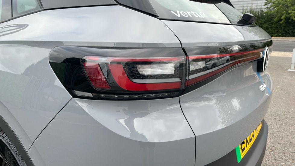 Volkswagen ID.4 109kW Life Pure 52kWh 5dr Auto [110kW Ch] Electric Estate - Image 29