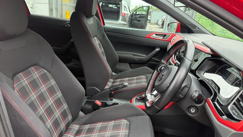 Volkswagen Polo 2.0 TSI GTI 5dr DSG Petrol Hatchback - Image 15