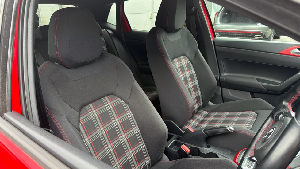 Volkswagen Polo 2.0 TSI GTI 5dr DSG Petrol Hatchback - Image 44