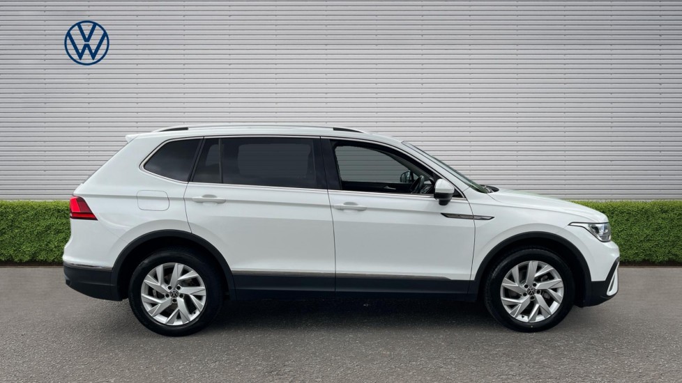 Volkswagen Tiguan Allspace 1.5 TSI Life 5dr DSG Petrol Estate - Image 4