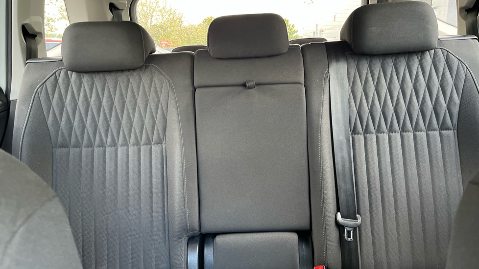 Volkswagen Tiguan Allspace 1.5 TSI Life 5dr DSG Petrol Estate - Image 16