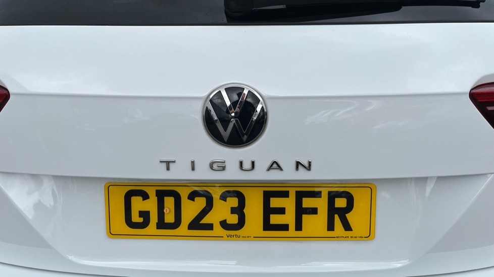 Volkswagen Tiguan Allspace 1.5 TSI Life 5dr DSG Petrol Estate - Image 29