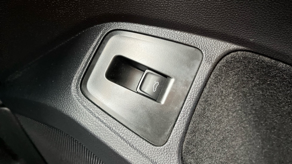 Volkswagen Tiguan Allspace 1.5 TSI Life 5dr DSG Petrol Estate - Image 43