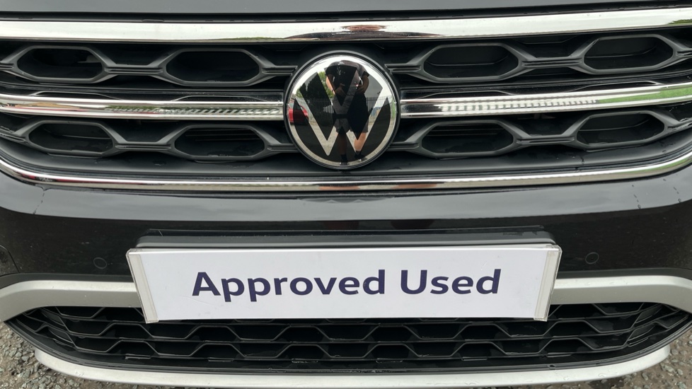 Volkswagen T-Roc 1.5 TSI Style 5dr Petrol Hatchback - Image 22