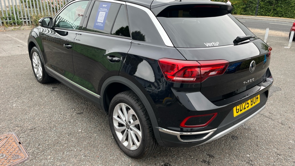 Volkswagen T-Roc 1.5 TSI Style 5dr Petrol Hatchback - Image 26