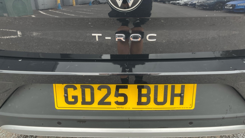Volkswagen T-Roc 1.5 TSI Style 5dr Petrol Hatchback - Image 28