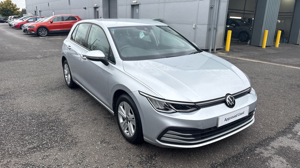 Volkswagen Golf 2.0 TDI Life 5dr DSG Diesel Hatchback - Image 26
