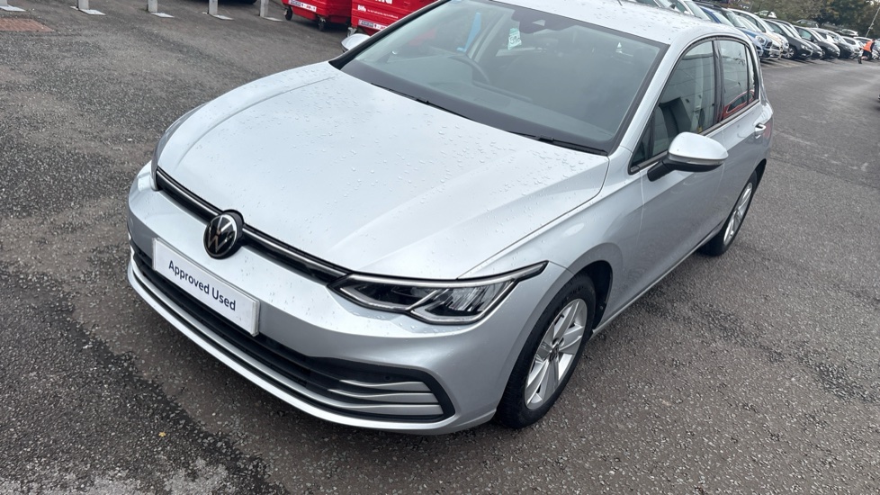Volkswagen Golf 2.0 TDI Life 5dr DSG Diesel Hatchback - Image 29