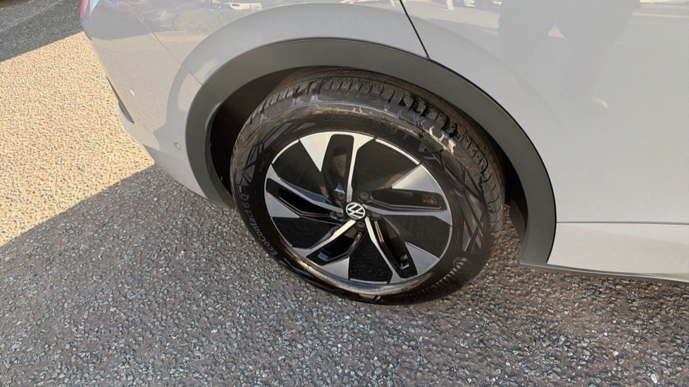 Volkswagen ID.5 128kW Style Pro 77kWh 5dr Auto Electric Coupe - Image 25
