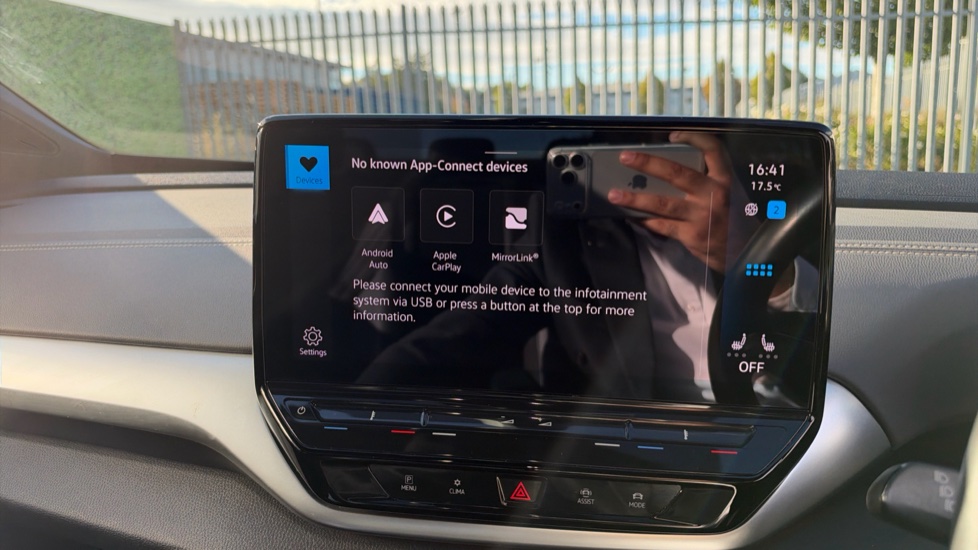 Volkswagen ID.5 128kW Style Pro 77kWh 5dr Auto Electric Coupe - Image 37