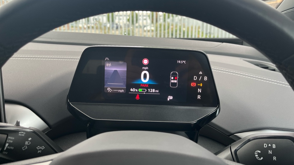 Volkswagen ID.4 210kW Match Pro 77kWh 5dr Auto Electric Estate - Image 11