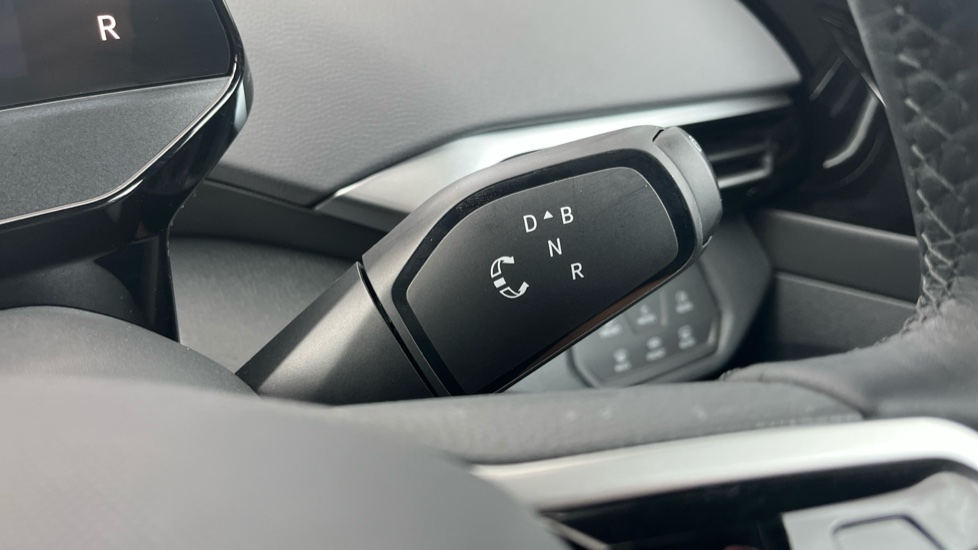 Volkswagen ID.4 210kW Match Pro 77kWh 5dr Auto Electric Estate - Image 14