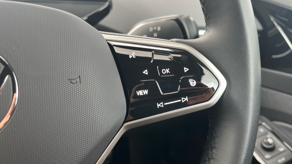 Volkswagen ID.4 210kW Match Pro 77kWh 5dr Auto Electric Estate - Image 18