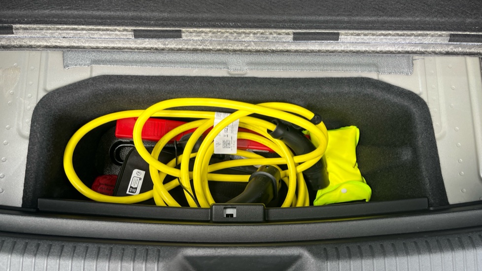 Volkswagen ID.4 210kW Match Pro 77kWh 5dr Auto Electric Estate - Image 31