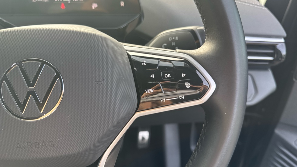 Volkswagen ID.4 210kW Match Pro 77kWh 5dr Auto Electric Estate - Image 18