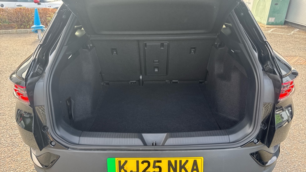 Volkswagen ID.4 210kW Match Pro 77kWh 5dr Auto Electric Estate - Image 20