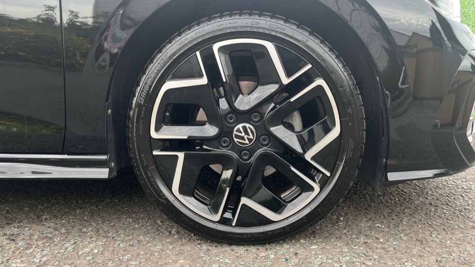 Volkswagen Golf 1.5 TSI 150 R-Line 5dr Petrol Hatchback - Image 5
