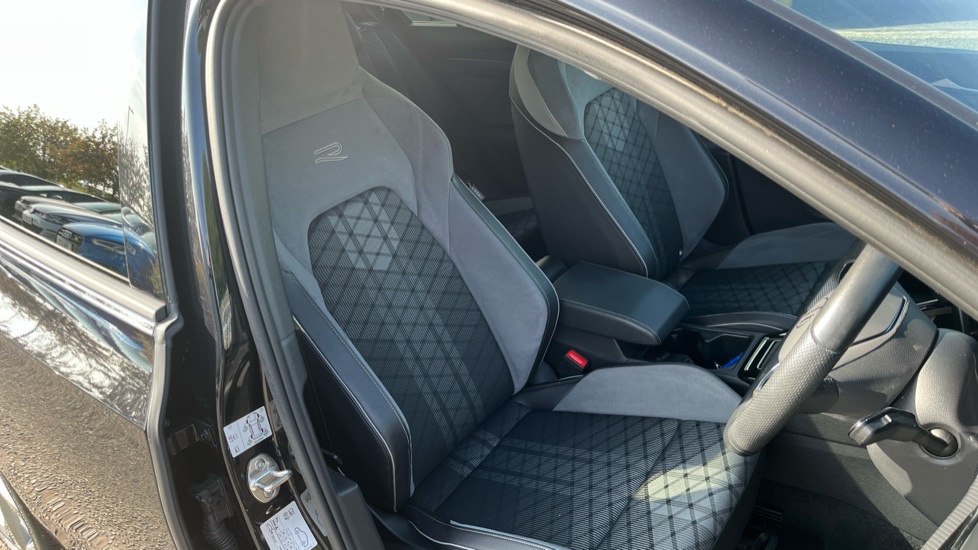 Volkswagen Golf 1.5 TSI 150 R-Line 5dr Petrol Hatchback - Image 32