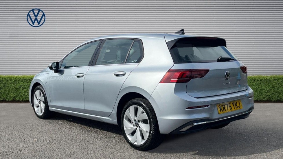 Volkswagen Golf 1.5 TSI 204 Style eHybrid 5dr DSG Hatchback - Image 3