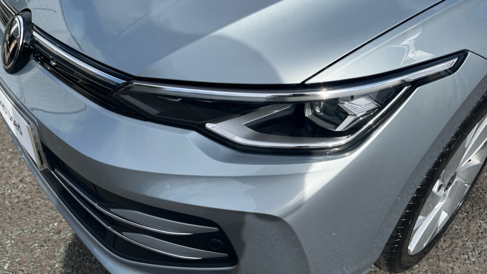 Volkswagen Golf 1.5 TSI 204 Style eHybrid 5dr DSG Hatchback - Image 23