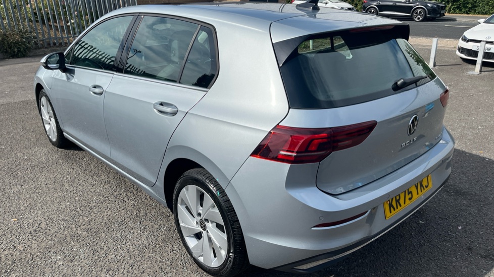 Volkswagen Golf 1.5 TSI 204 Style eHybrid 5dr DSG Hatchback - Image 26