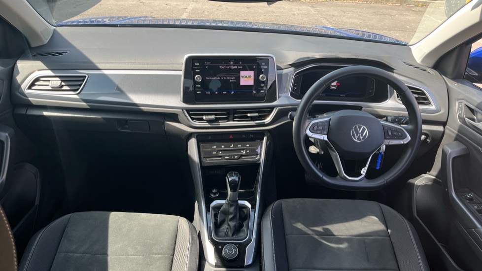 Volkswagen T-Roc 2.0 TSI 4MOTION Style 5dr DSG Petrol Hatchback - Image 9
