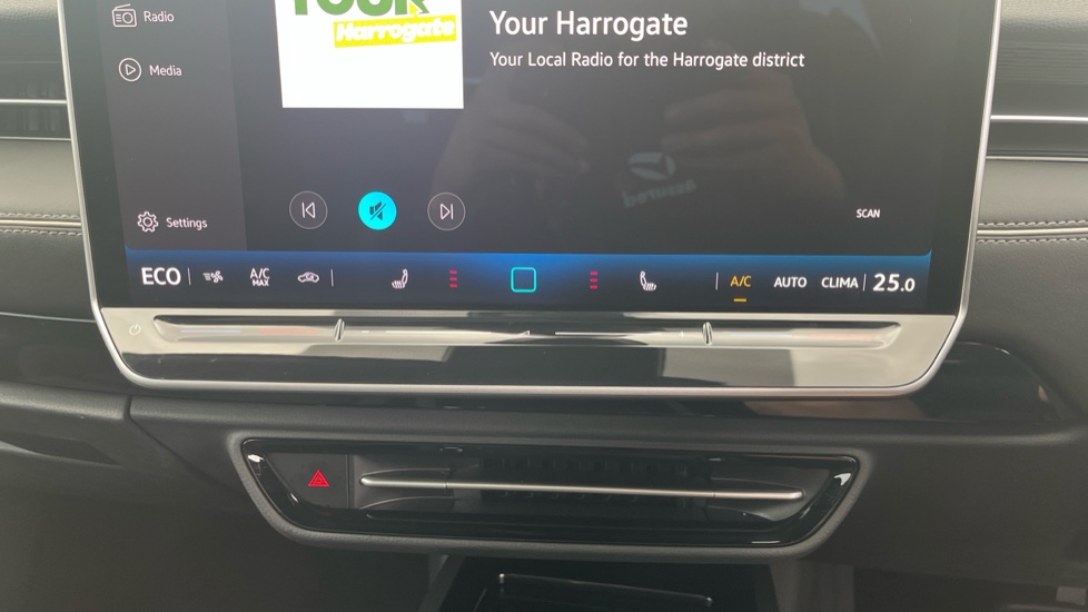 Volkswagen ID.7 210kW Match Pro Plus 77kWh 5dr Auto Electric Estate - Image 13