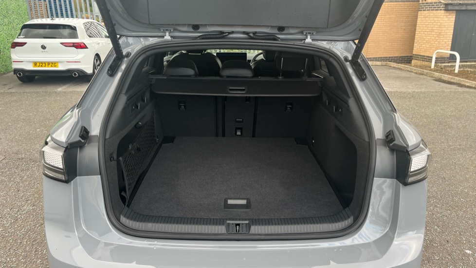 Volkswagen ID.7 210kW Match Pro Plus 77kWh 5dr Auto Electric Estate - Image 20