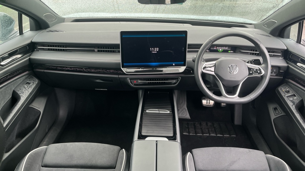 Volkswagen ID.7 210kW Match Pro S Plus 86kWh 5dr Auto Electric Estate - Image 9
