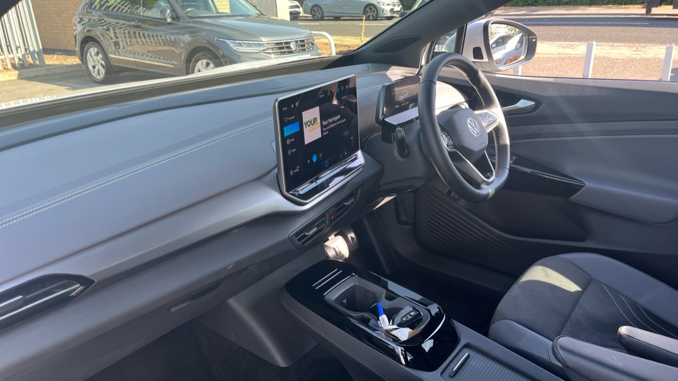 Volkswagen ID.4 210kW Match Pro 77kWh 5dr Auto Electric Estate - Image 2