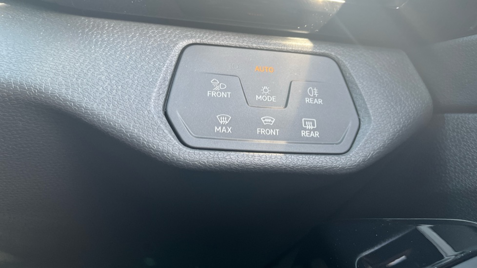 Volkswagen ID.4 210kW Match Pro 77kWh 5dr Auto Electric Estate - Image 37