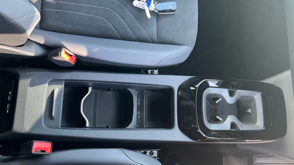 Volkswagen ID.4 210kW Match Pro 77kWh 5dr Auto Electric Estate - Image 39