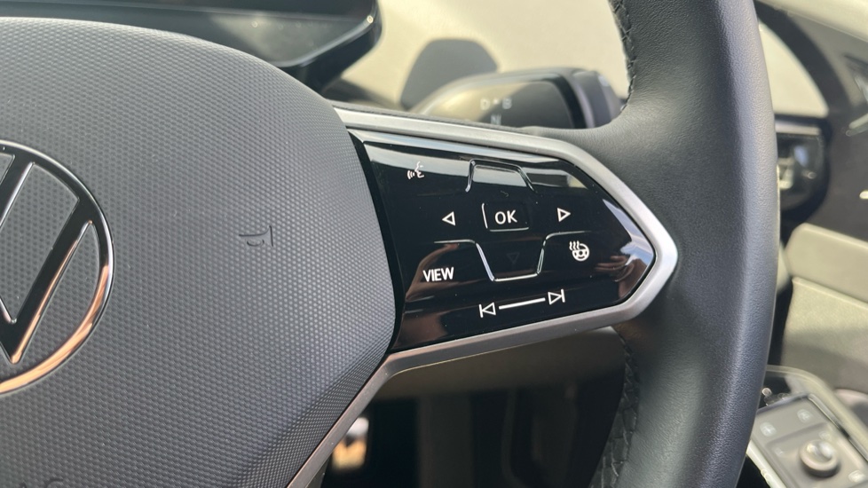 Volkswagen ID.4 210kW Match Pro 77kWh 5dr Auto Electric Estate - Image 18