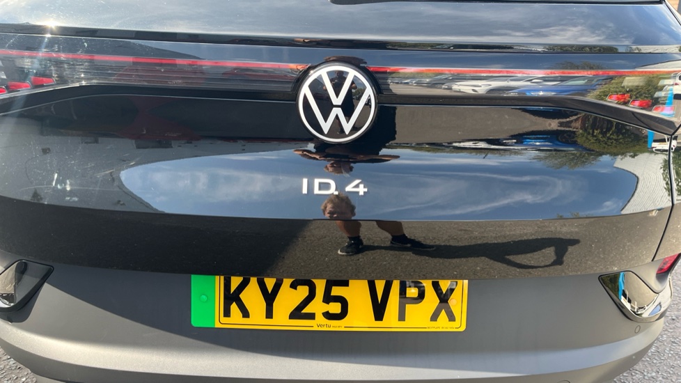Volkswagen ID.4 210kW Match Pro 77kWh 5dr Auto Electric Estate - Image 28