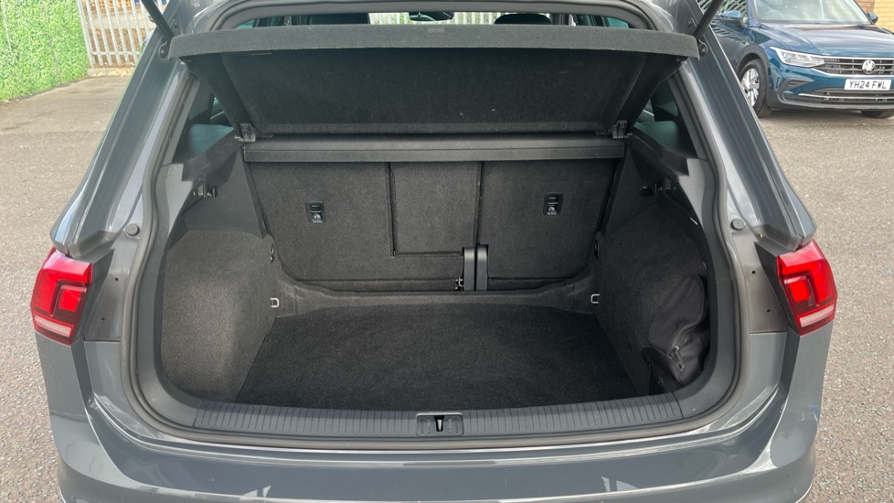 Volkswagen Tiguan 1.5 TSI 150 R-Line 5dr DSG Petrol Estate - Image 20