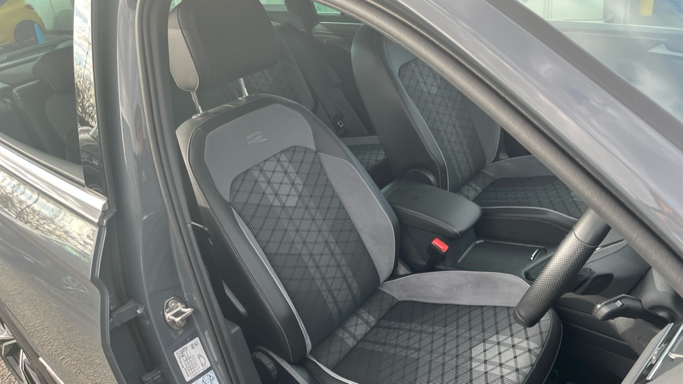Volkswagen Tiguan 1.5 TSI 150 R-Line 5dr DSG Petrol Estate - Image 32