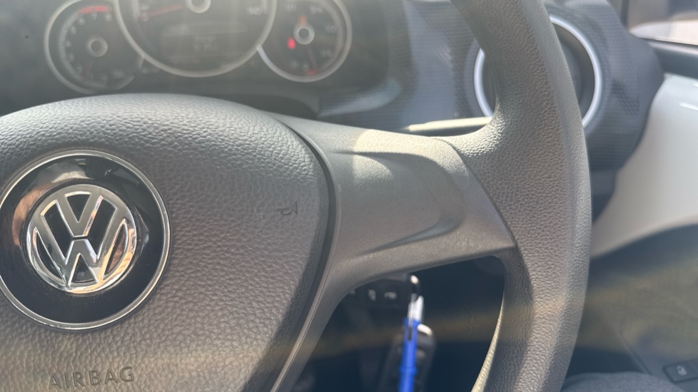 Volkswagen Up 1.0 Move Up 5dr Petrol Hatchback - Image 18