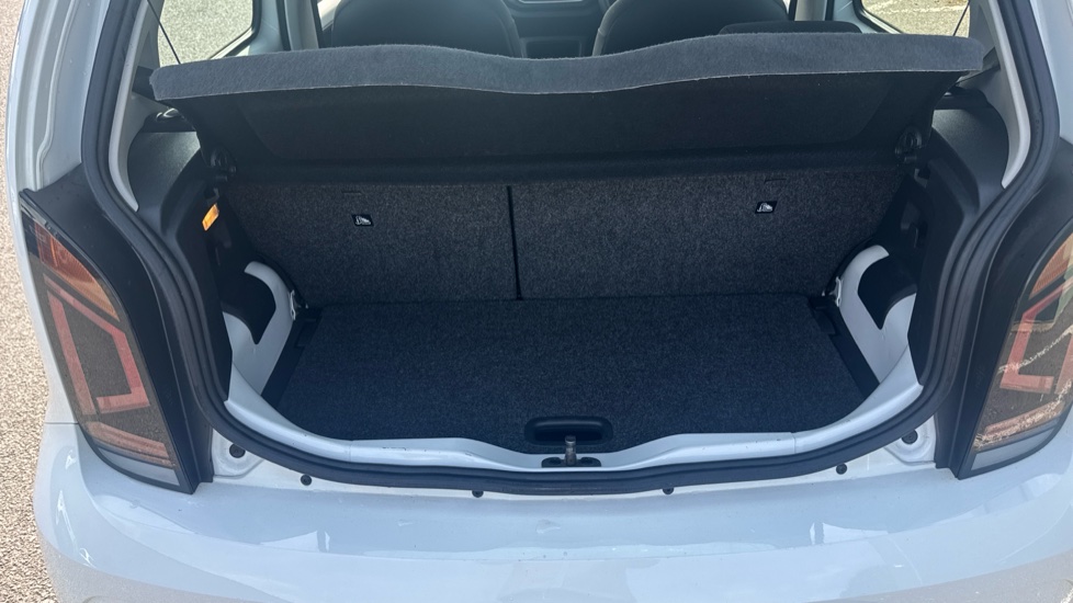 Volkswagen Up 1.0 Move Up 5dr Petrol Hatchback - Image 20