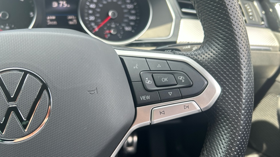 Volkswagen Passat 2.0 TDI EVO SCR R-Line 5dr DSG Diesel Estate - Image 18