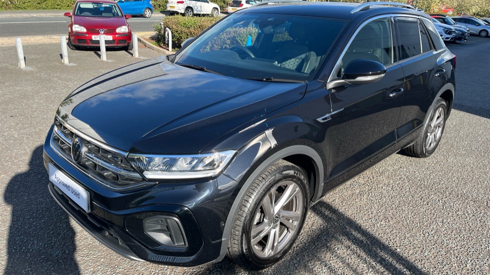 Volkswagen T-Roc 1.5 TSI R-Line 5dr DSG Petrol Hatchback - Image 24