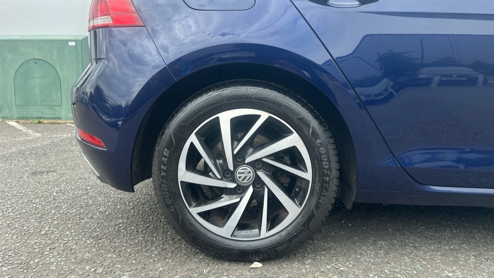 Volkswagen Golf 1.5 TSI EVO Match 5dr Petrol Hatchback - Image 5