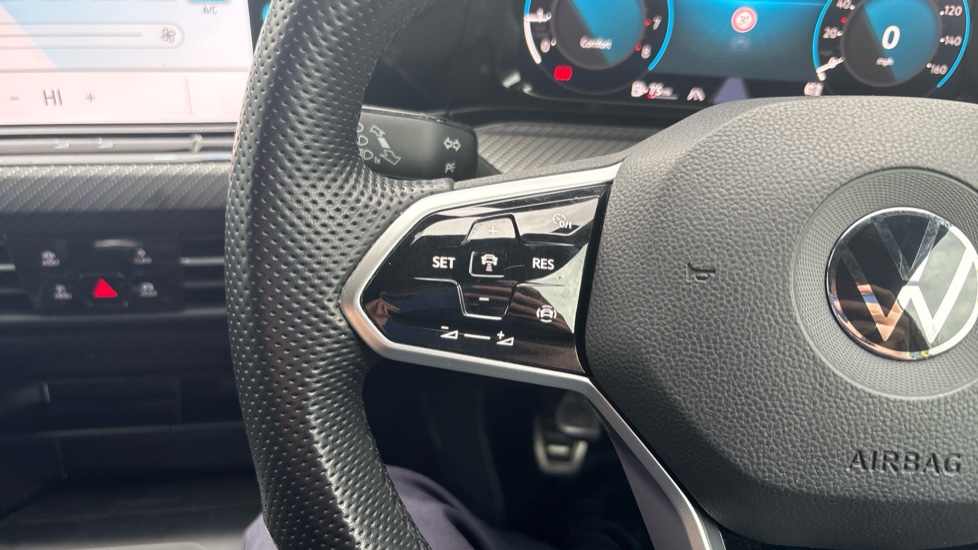 Volkswagen Golf 1.5 TSI 150 R-Line 5dr Petrol Hatchback - Image 17