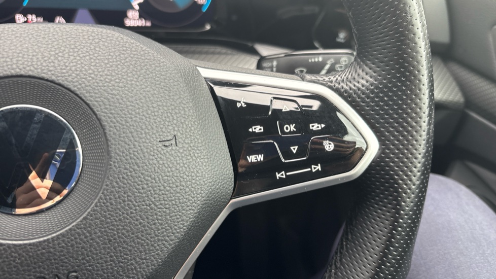 Volkswagen Golf 1.5 TSI 150 R-Line 5dr Petrol Hatchback - Image 18