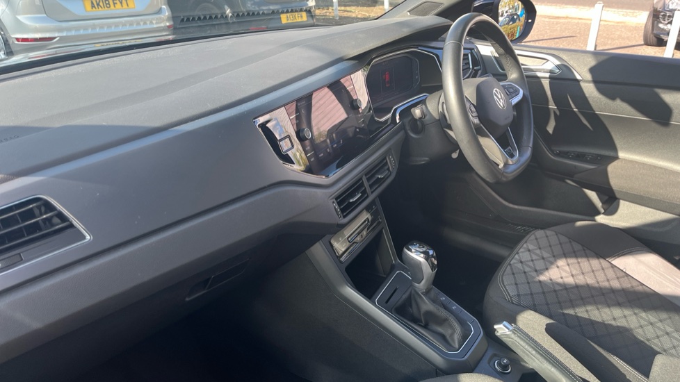 Volkswagen Taigo 1.0 TSI 110 R-Line 5dr DSG Petrol Hatchback - Image 2