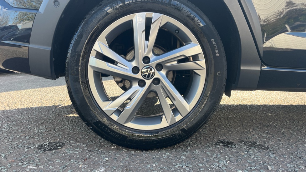 Volkswagen Taigo 1.0 TSI 110 R-Line 5dr DSG Petrol Hatchback - Image 5