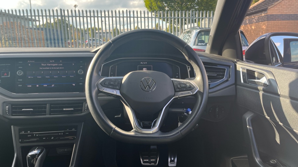 Volkswagen Taigo 1.0 TSI 110 R-Line 5dr DSG Petrol Hatchback - Image 10